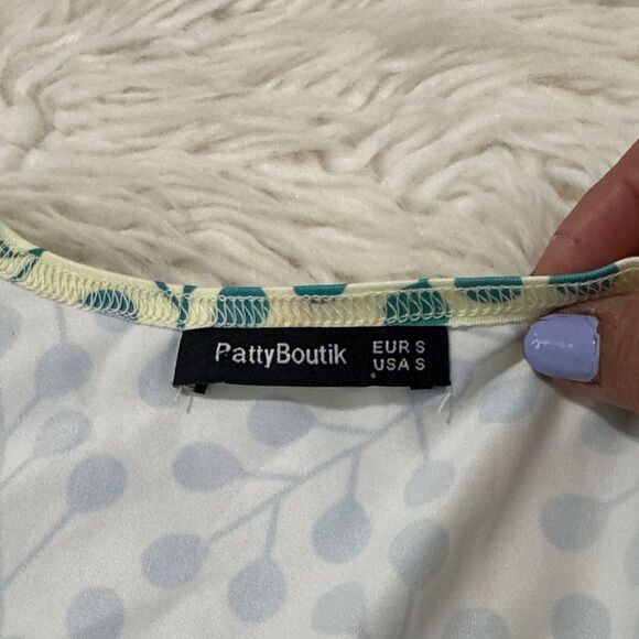 Chic Leaf Print Wrap Midi Dress - Picture 5 of 8